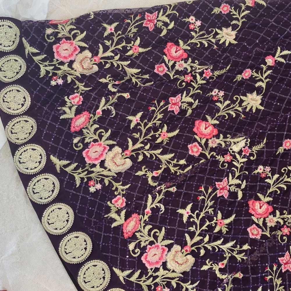 Purple Embroidered Lehenga Choli 4 Piece- Bridal/Festive/ Formal - Indian & Paki - Picture 5 of 11